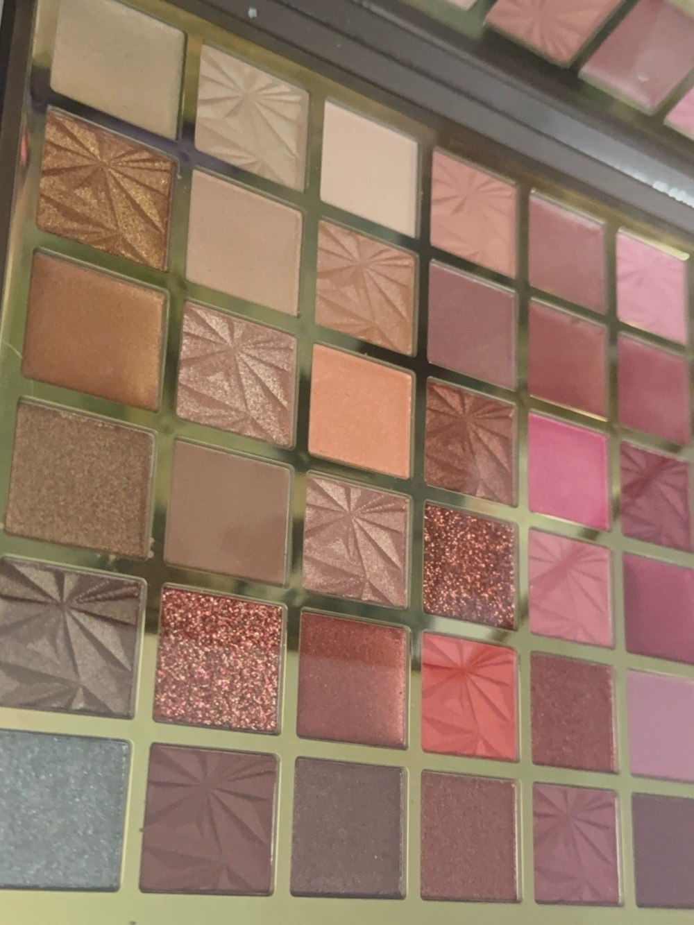 Color Nymph 48 Eyeshadow Palette - Multi-Shade Professional Set